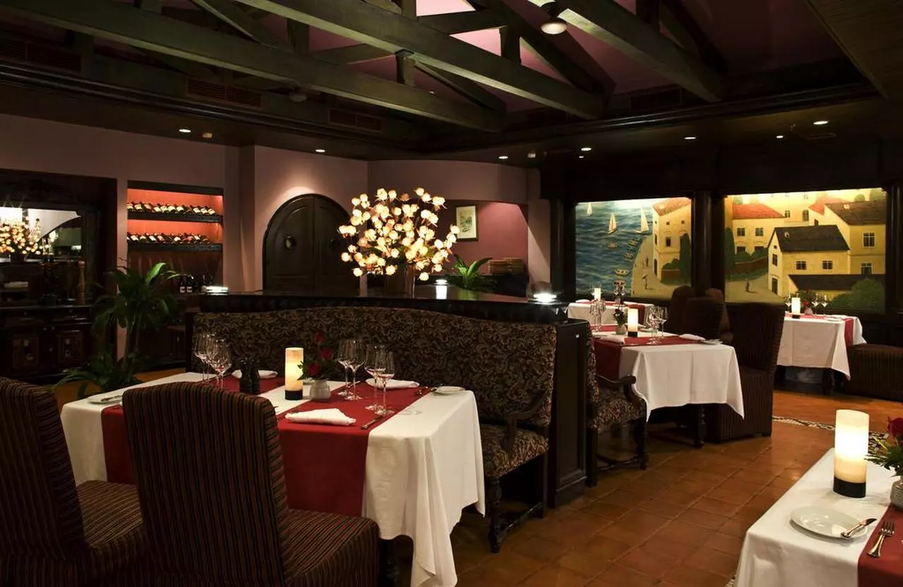 LEMERIDIENHKT_SHABAVIZPARVAZ (9).jpg